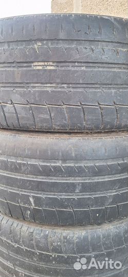 Triangle TH201 245/40 R20 95Y