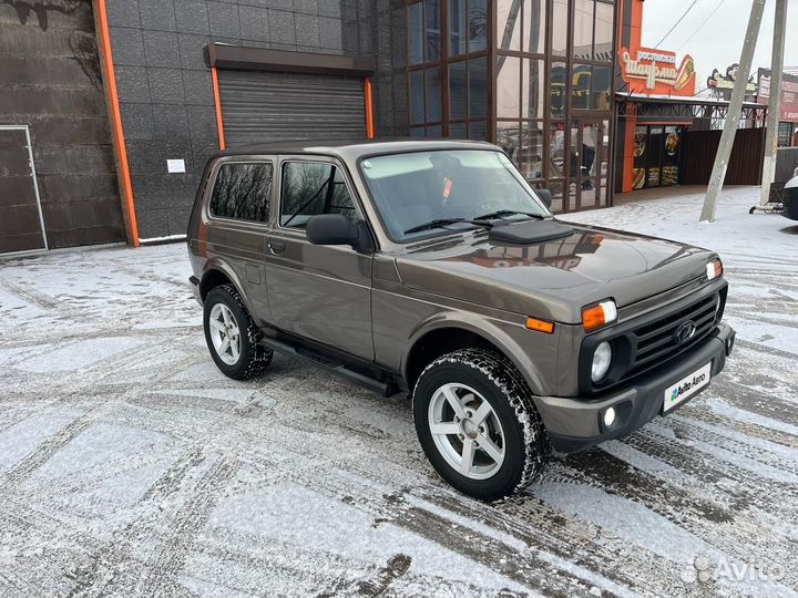 LADA 4x4 (Нива) 1.7 МТ, 2016, 80 000 км