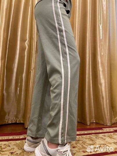 Костюм спортивный