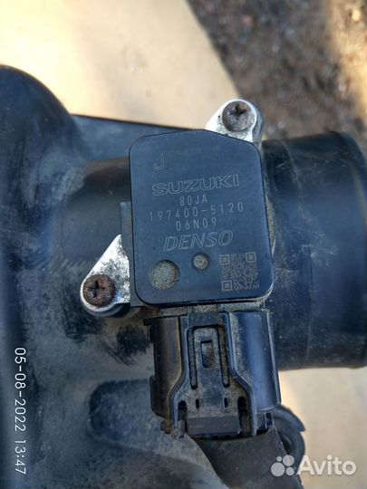 Расходомер воздуха Тойота Королла Е15 2010 год