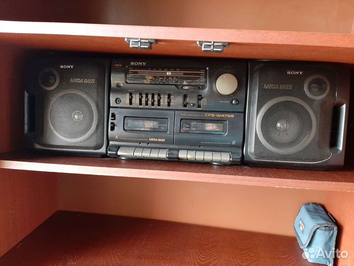 Магнитофон Sony