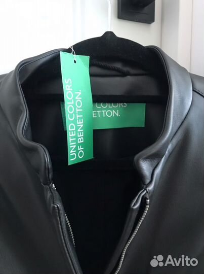 Куртка новая united colors of benetton