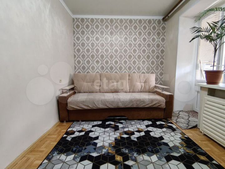 2-к. квартира, 42,9 м², 3/3 эт.