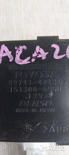 Блок управления дверьми Toyota RAV4 (Aca21) 2000