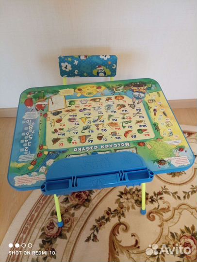 Детский стол и стул