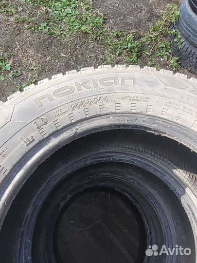 Nokian Tyres Hakkapeliitta 5 215/70 R16