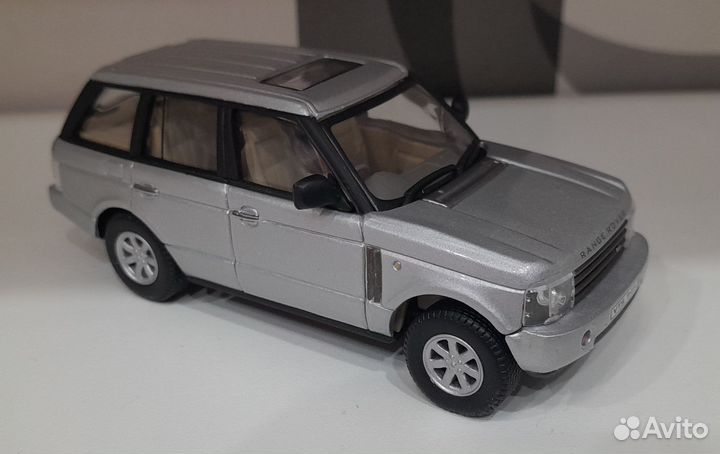 Модель авто 1 43 Range Rover 2003 от Cararama