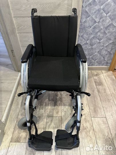 Коляска инвалидная