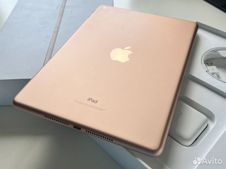 iPad 6 2018 9.7” 32GB Gold, Wi-Fi новый