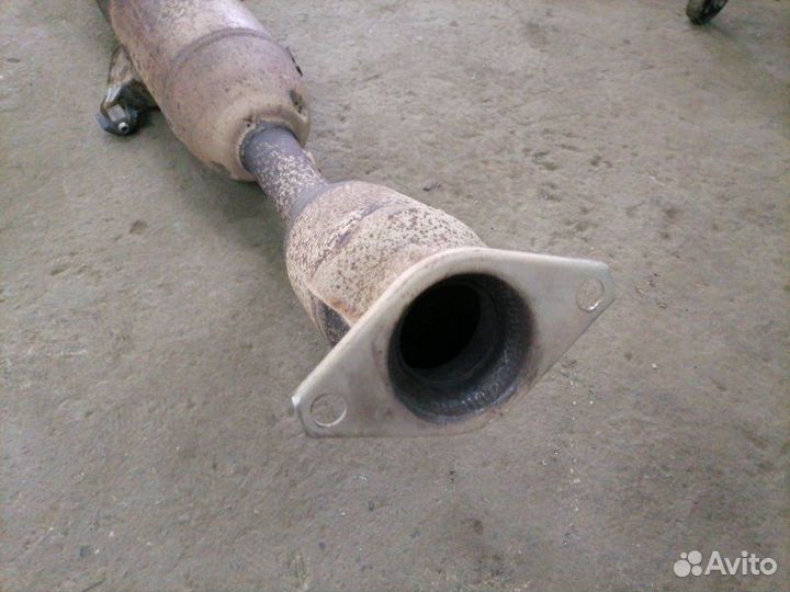 Приемная труба глушителя Toyota Corolla ZRE151L