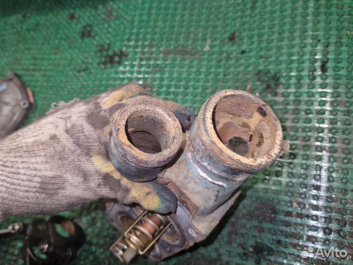 Корпус термостата Detroit Diesel 14