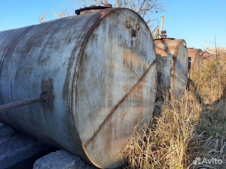 Емкость металлическая,цистерна