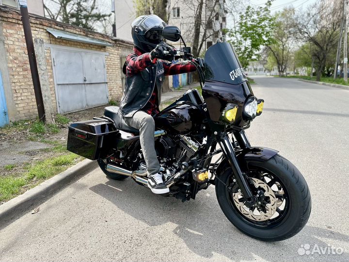 Harley Davidson flhri Road King Club Style