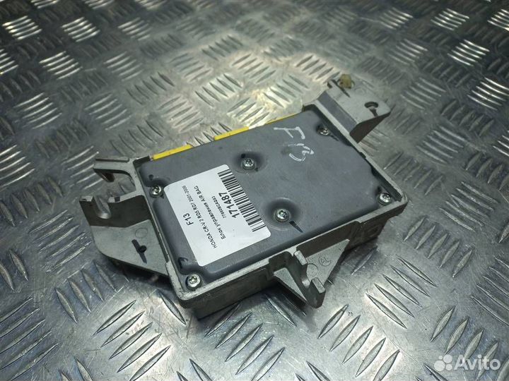 Блок управления AIR BAG honda CR-V 2 RD5 RD7 2001