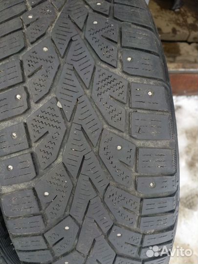 Gislaved NordFrost 100 SUV 215/70 R16 100T