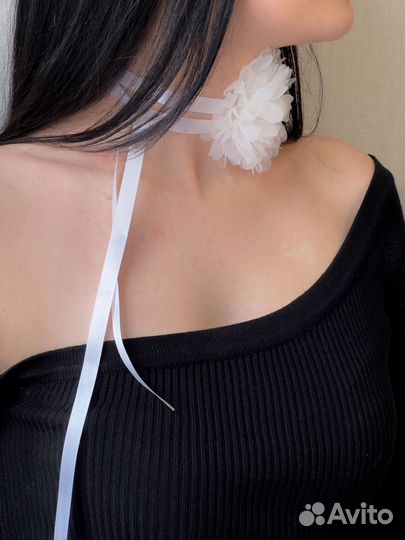 Чокер цветок