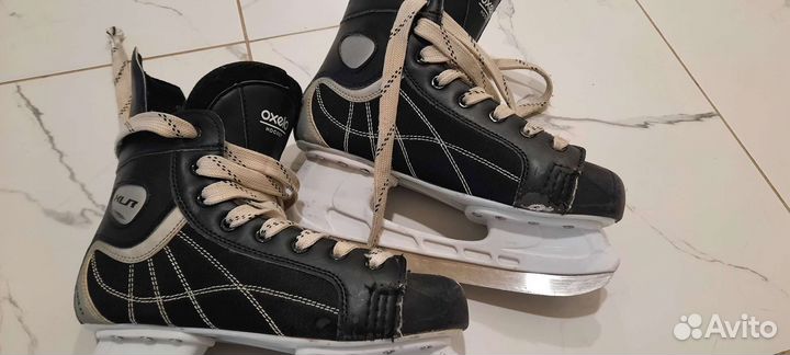 Коньки хоккейные