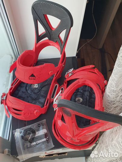 Крепления для сноуборда burton mission est