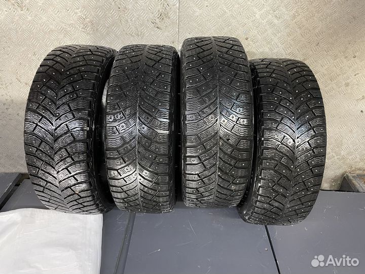 Michelin X-Ice North 4 205/55 R16