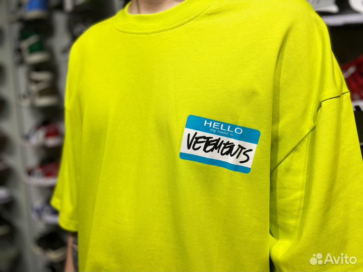 Футболка Vetements