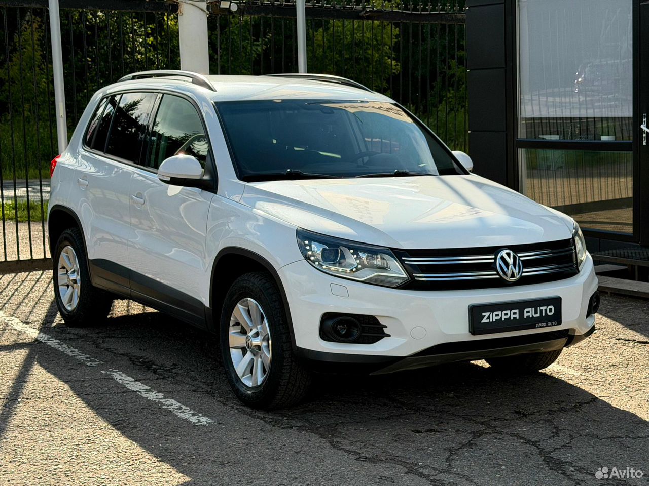 Volkswagen Tiguan 2.0 AT, 2012, 235 435 км