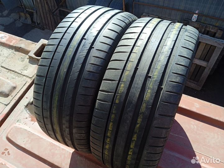 Michelin Pilot Sport 4 245/40 R18