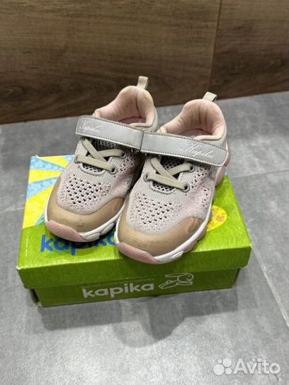 Кроссовки на девочку 25