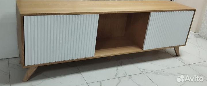 Тумба в гостиную