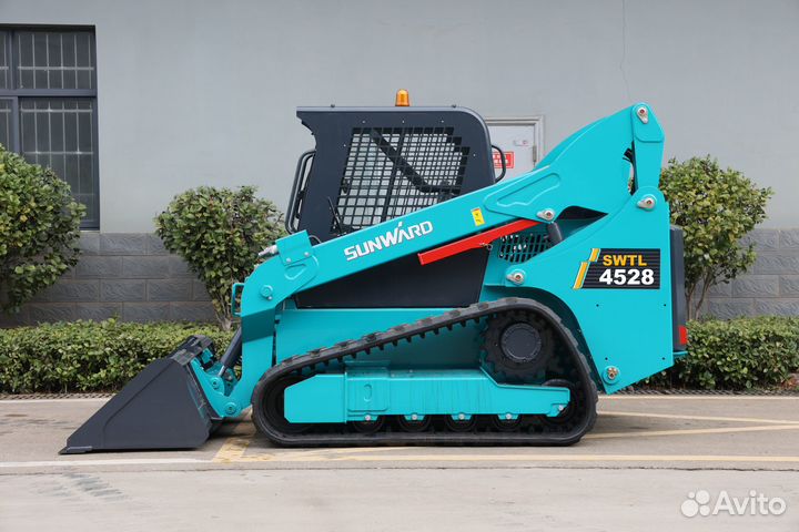 Мини-погрузчик Sunward SWTL4528, 2023
