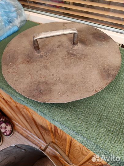 Бак для различных наполнителей:мед,квашенные овощи