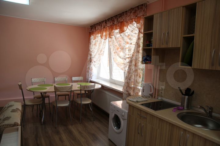 1-к. квартира, 55 м², 1/3 эт.
