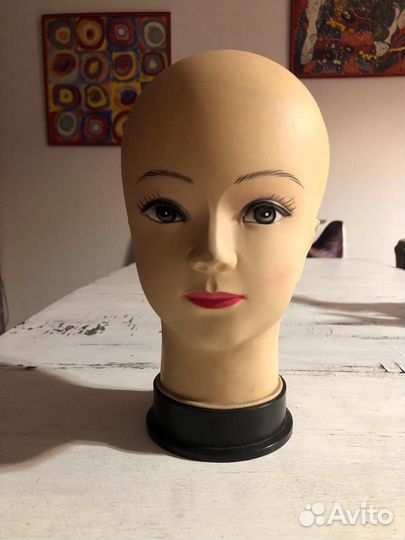 Голова манекен женская для шапок