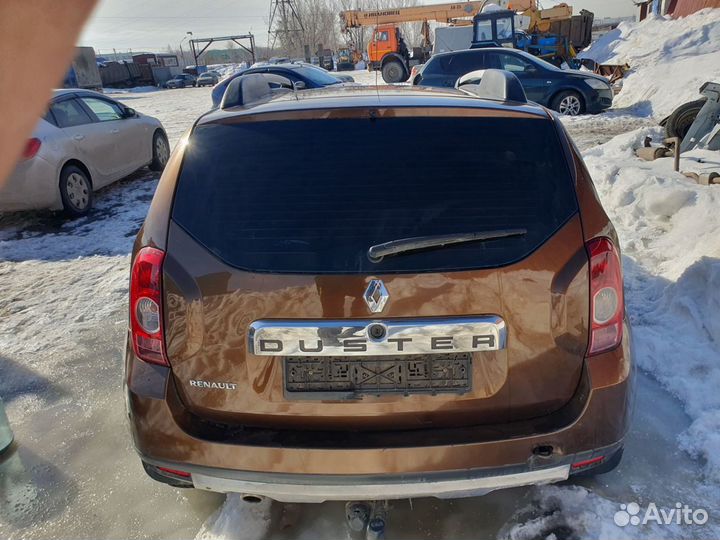 Renault duster дверь багажника