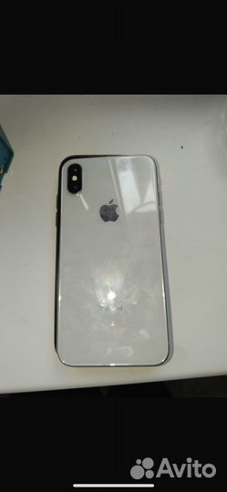 iPhone X, 64 ГБ