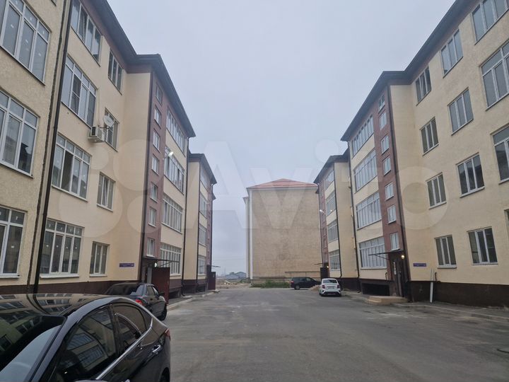 3-к. квартира, 74 м², 2/4 эт.