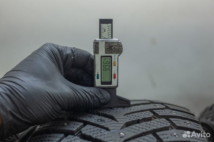 Toyo Observe Ice-Freezer SUV 225/60 R17 103T