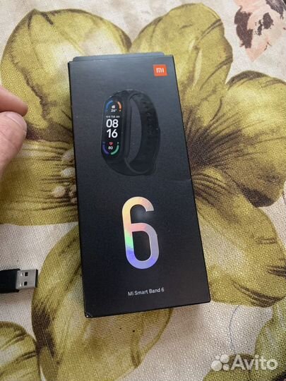 Смарт браслет Xiaomi Mi Smart Band 6
