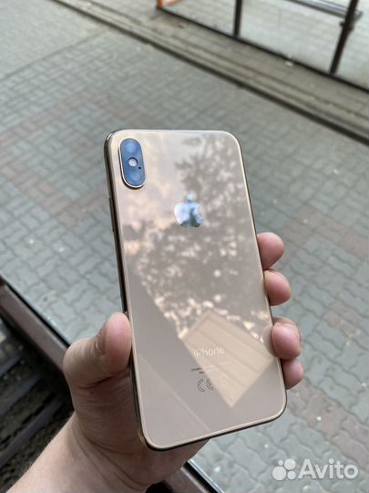 iPhone Xs, 64 ГБ