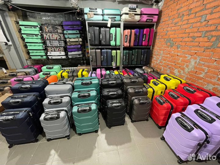 Чемоданы ударопрочные