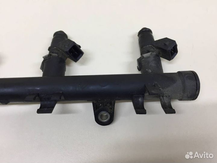 Рейка топливная рампа Renault Megane 3 2009-2016