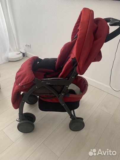 Прогулочная коляска chicco