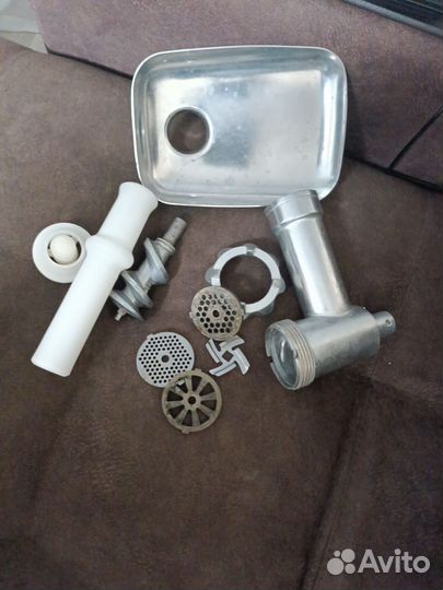 Мясорубка электрическая