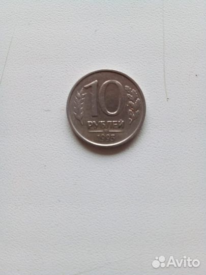 Продам монету
