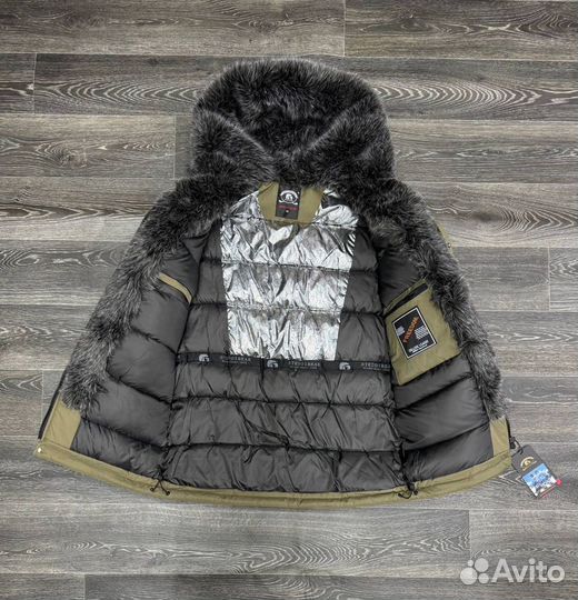 Зимняя мужская куртка Canada goose