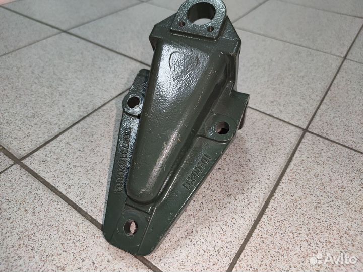 Кронштейн рессоры на хово WG