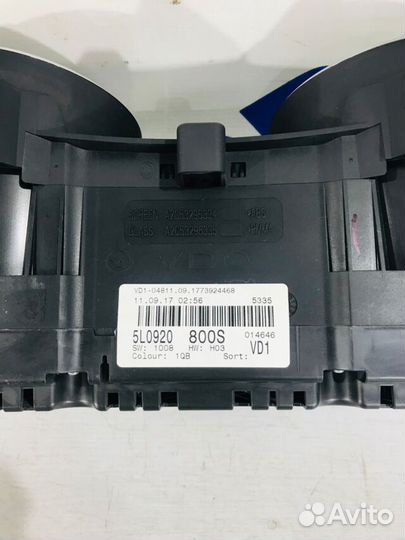 Панель приборов skoda yeti 1 рест 1.6 MT