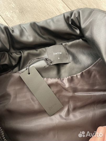 Жилетка женская новая