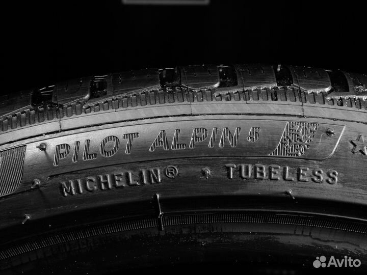 Michelin Pilot Alpin 5 275/35 R19 и 285/30 R20 98V