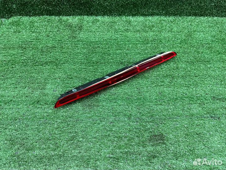 Дополнительный стоп сигнал Audi A6 C6 универсал re