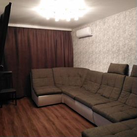 3-к. квартира, 60 м², 1/2 эт.